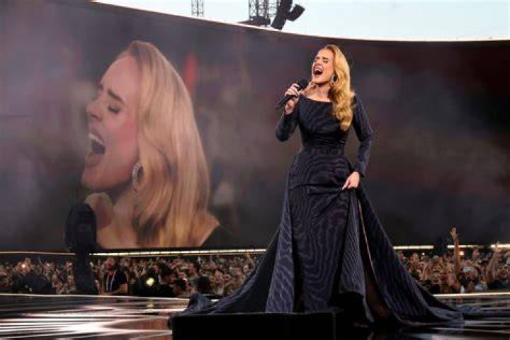 Is adele an alto or soprano?