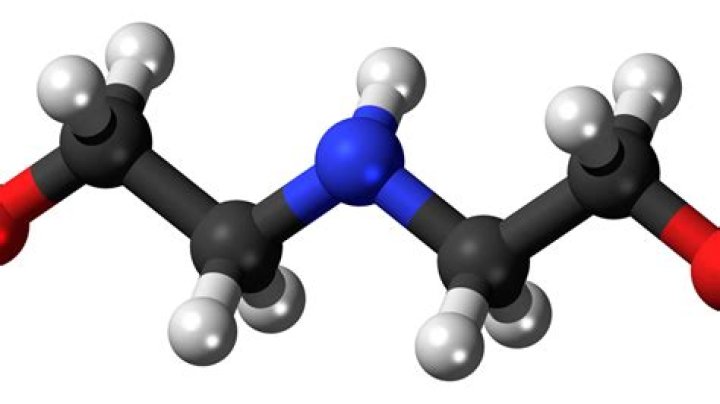 Is diethanolamine an organic compound?