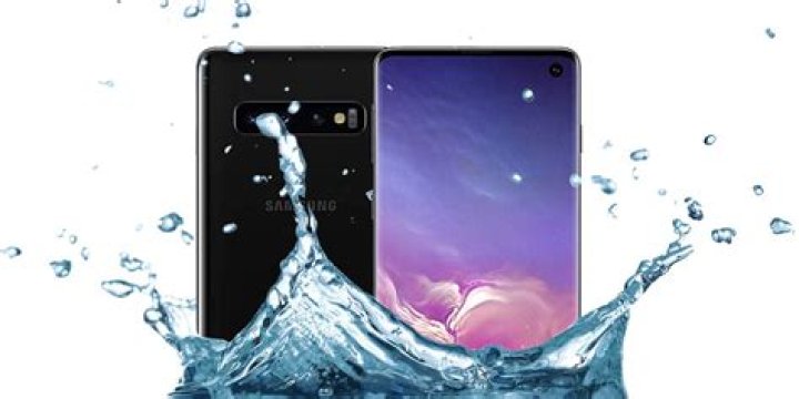 Is the Samsung 10e waterproof?