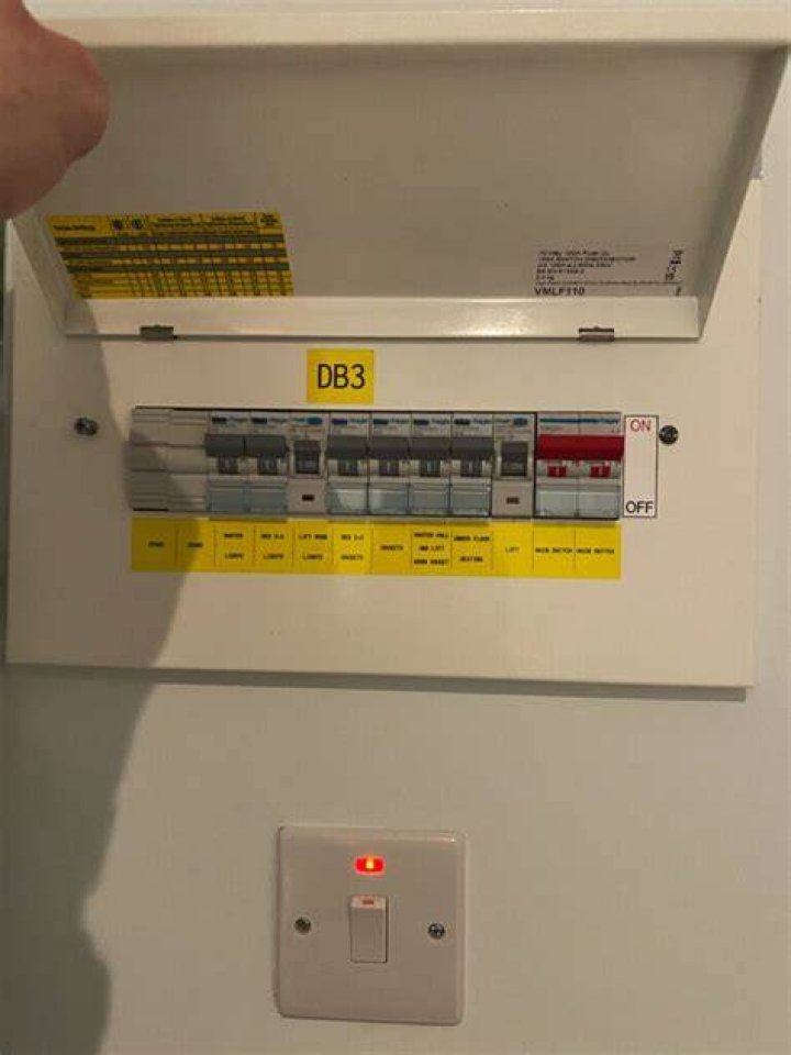 Will a short trip a circuit breaker?